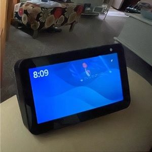 Amazon Alexa - Echo Show 5.